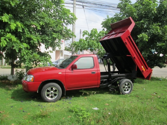 รถปิ๊กอัฟ กะบะดั้มพ์ นิสสัน ฟรอนเทีย ปี 2004 ราคาถูก