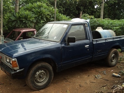 ขายรถนิสสันเอสดี 23 เอาไว้ไปไร่ไปนาใด้มีทะเบียนไม่ขาดขายแบบถูกๆขายตามสภาพ