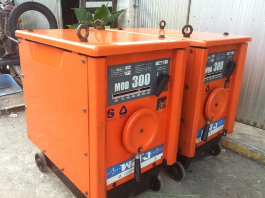 ขายตู้พลัง 300 ถูกกว่าเช่าครับ สภาพเดิมๆ สวย ทนทาน ไม่ ทำสี