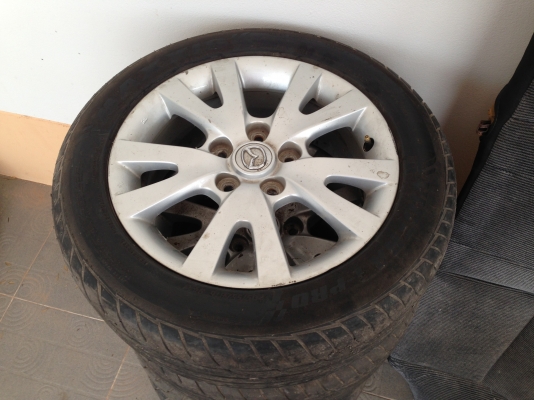 ขาย ล้อแม็ก 16" Mazda 3  พร้อมยาง