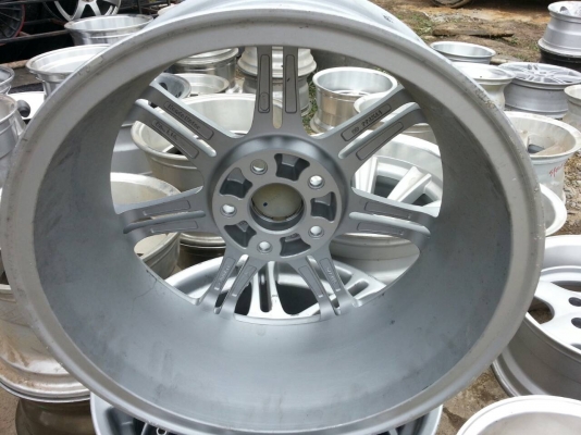 แม็กขอบ 17 ฮอนด้า   1 ชุด