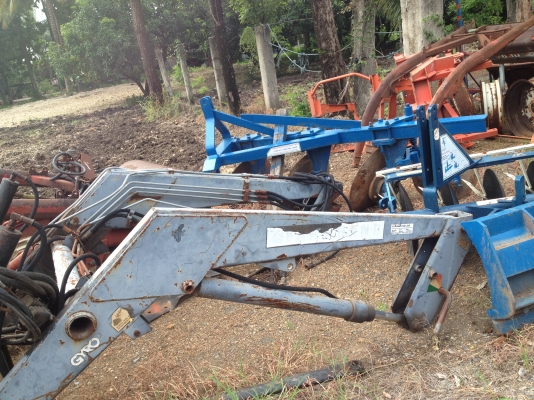 ขายชุดรถไถฟอร์ด 5000 6600 6610 7600 เก่านอก ขายชุดรถไถฟอร์ด 5000 6600 6610 7600 เก่านอก