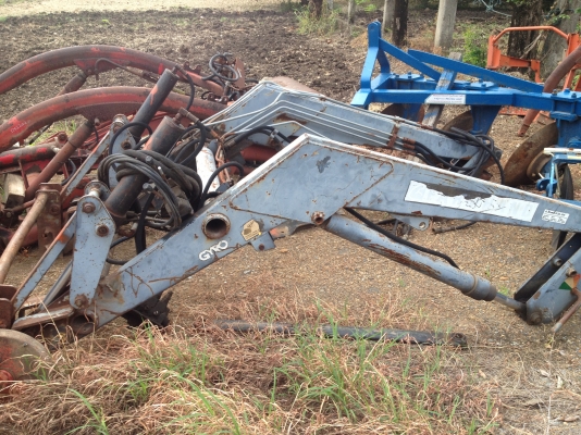 ขายชุดรถไถฟอร์ด 5000 6600 6610 7600  เก่านอก