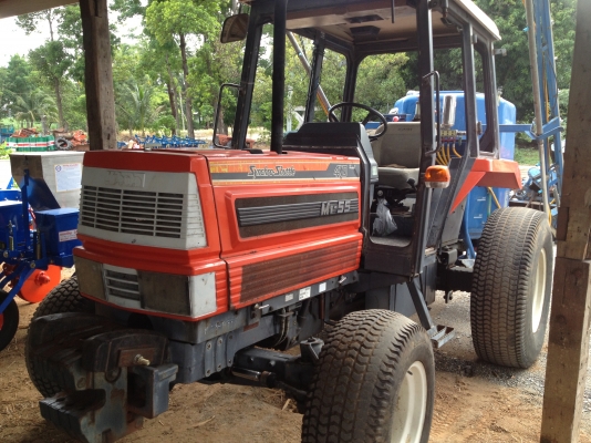 ขายคูโบต้า M1-51แรงพร้อมถังฉีดยา800ลิตร เก่านอกสวยมากมาก