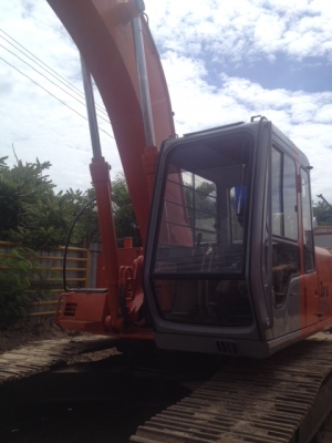 ขาย HITACHI ZX 200LC LONG BOOM 16.5M.