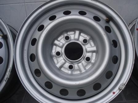 ขายล้อกะทะ ขอบ 15 5 รู114.3 ใช้แค่ 2 เดือนทั้งชุด ถูกๆ ขายล้อกะทะ ขอบ 15 5 รู114.3 ใช้แค่ 2 เดือนทั้งชุด ถูกๆ