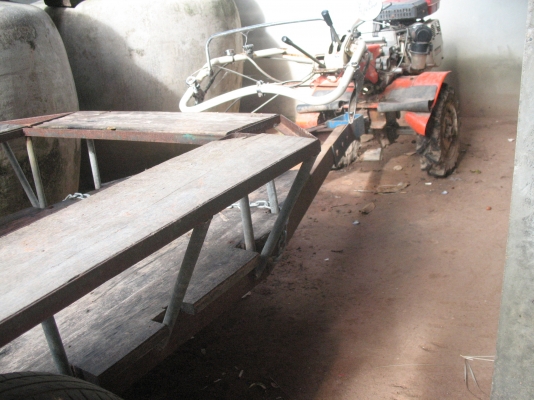 รถพรวนดิน ขนาดเจ็ดแรงม้า พร้อมเทรลเลอร์