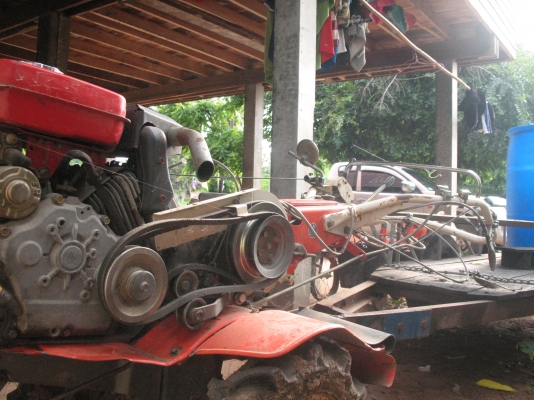 รถพรวนดิน ขนาดเจ็ดแรงม้า พร้อมเทรลเลอร์