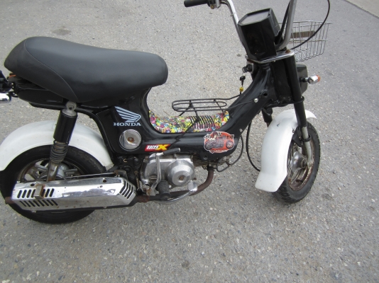 ขาย Honda ชาลีเหมาสองคัน 22000 ไม่ลดแล้วคับ ขาย Honda ชาลีเหมาสองคัน 22000 ไม่ลดแล้วคับ