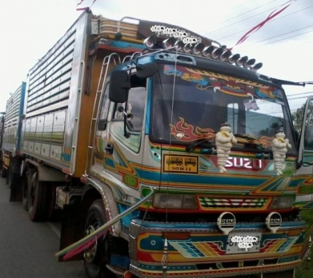 ISUZU DECA FXZ 270 HP EURO1 ปี 42 รถพ่วงแม่+ลูก กระบะดั๊มพ์มิเนียมคอกเกษตรของอู่สหกิจสวยทั่งแม่ทั้งลูก ลูก 2 เพลาดั๊มพ์ความยาว 6.30 เมตร เครื่องแน่นแรงดีเดิมๆ ภายในเก๋งคอนโซลสวยครบเพียบพร้อม แอร์เย็น พ.เพาเวอร์ ก.ไฟฟ้า ระบบเบรคทริ๊ปฟี้ครบครัน ช่วงล่างคัชซ ISUZU DECA FXZ 270 HP EURO1 ปี 42 รถพ่วงแม่+ลูก กระบะดั๊มพ์มิเนียมคอกเกษตรของอู่สหกิจสวยทั่งแม่ทั้งลูก ลูก 2 เพลาดั๊มพ์ความยาว 6.30 เมตร เครื่องแน่นแรงดีเดิมๆ ภายในเก๋งคอนโซลสวยครบเพียบพร้อม แอร์เย็น พ.เพาเวอร์ ก.ไฟฟ้า ระบบเบรคทริ๊ปฟี้ครบครัน ช่วงล่างคัชซ