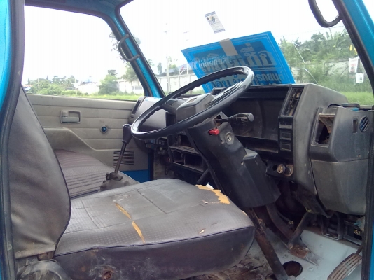 Izusu 4 ล้อ 4 สูบ 74 แรงม้า