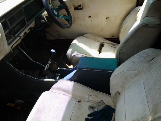 รถกระบะมิตซูบิชิ