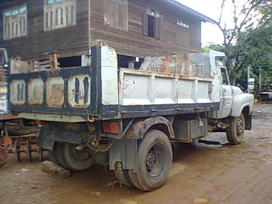ขาย 6 ล้อหััวยาวดั้ม เครื่อง 6BD1 165 แรงม้า เกียร์ HO 7 เกียร์ เฟืองท้าย FUSO คัสซีสวยใช้ได้ ยางเต็ม ทะเบียนเต็มพร้อมโอน แถมชุดพาวเวอร์ให้ไปติดตั้งเองครับ