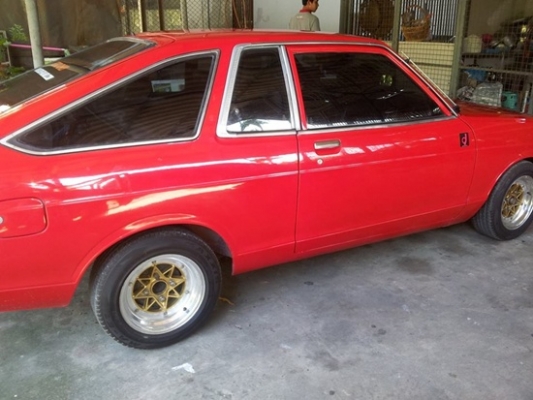 Datsun sunny b310 ไฟกลมสองประตูท้ายลาดมาแล้ว.... Datsun sunny b310 ไฟกลมสองประตูท้ายลาดมาแล้ว....