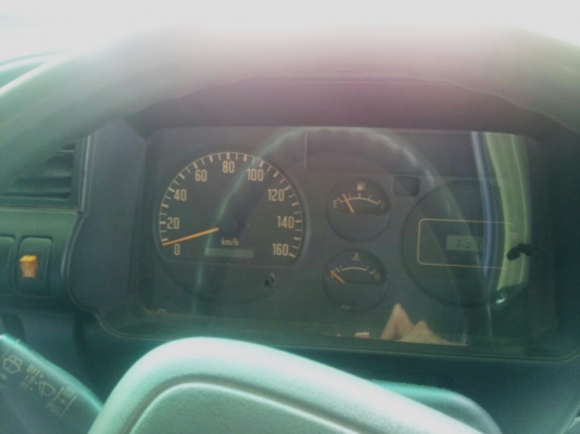 ขาย 6 ล้อ ISUZU - NPR รถปี 2005 ประกันชั้น 1 ยังไม่หมด