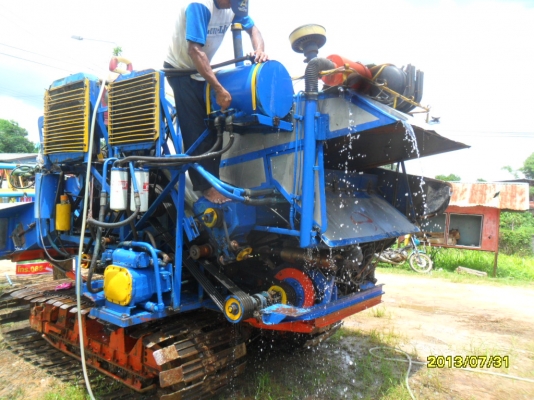 ขายรถเกี่ยวข้าวบางไทรการช่าง