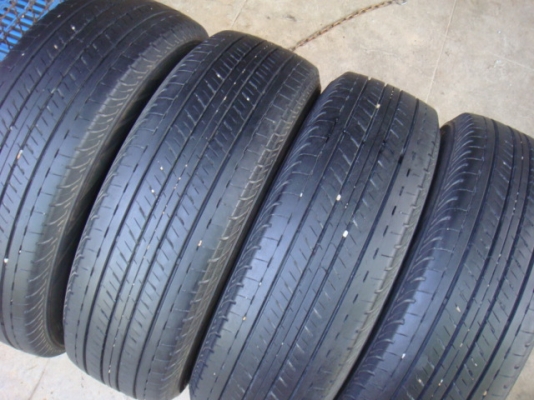 ขายยาง Bridgestone Duravis 205 70 15 ปลายปี 11