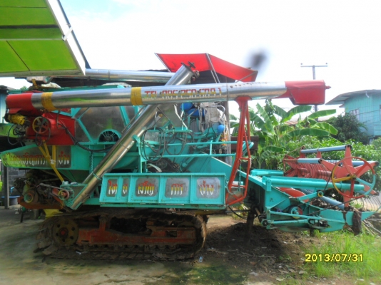 ขายรถเกี่ยวข้าวอุ้ม2.5ทยเจริญการช่าง