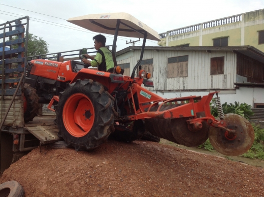 ปัญญาแทรคเตอร์มาแล้ว...จัดมาให้ครับ รถไร่ ไม่เคยลงน้ำ คูโบต้า L3408 พร้อมผาน 6x22  โชคชัย เล่มทะเบียนพร้อม