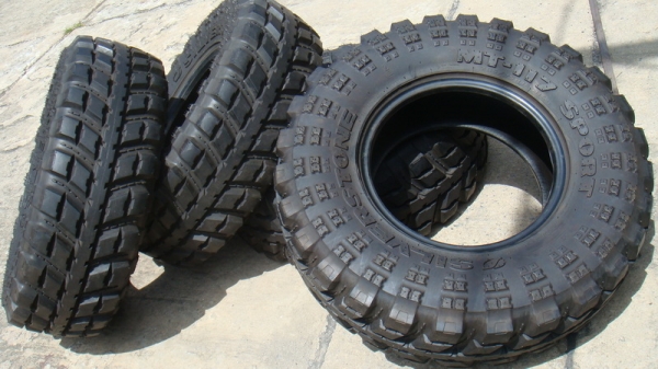 ขายยางMud Silver Stone MT-117 Sport 285 75 r16 กริ๊บๆ ขายยางMud Silver Stone MT-117 Sport 285 75 r16 กริ๊บๆ