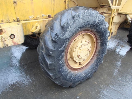 รถตักล้อยาง CAT 920 รถนอกนำเข้า  ใช้งานได้เลย ชั่วโมงน้อย2649 ชม.โทรมานะ 085-9049669