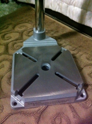 ขายด่วน แท่นจับสว่านมือ รุ่นเล็ก SOLO (ของใหม่) ขายด่วน แท่นจับสว่านมือ รุ่นเล็ก SOLO (ของใหม่)