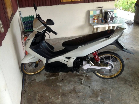 ขาย ยามาฮ่า นูโว MX สภาพตามรูป ราคา 12,500 บาท ราคาต่อรองได้ โทรติดต่อ คุณเอ็ม 0838228550