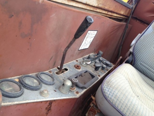 ขายรถแบคโฮ KOBELCO SK60 นำเข้าจากญี่ปุ่น ติดต่อ 089-8368497