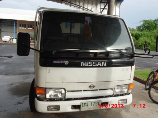 ขาย nissan 4WD atlas 2700cc