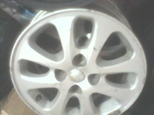 ขายล้อมิตซู ซีเดีย ขอบ 14 มี 4 วง2500 บาท