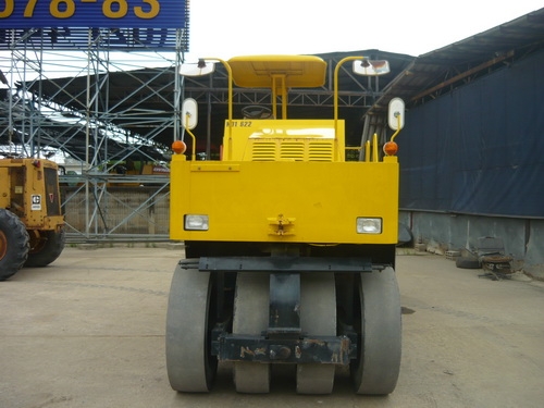 รถบด 9 ล้อยาง Kawasaki KR20 เก่านอกนำเข้าจากญี่ปุ่น ยังไม่ผ่านการใข้งานในไทย 100\% พร้อมลุยงานทุกสถานะ