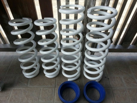 โช๊คฟอร์จูนเนอร์ สำหรับยก 2 นิ้ว พร้อมสปริง