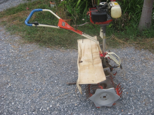 เครื่องพรวนหญ้าในร่องนาดำ