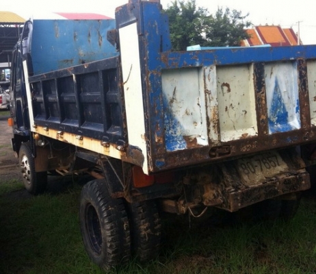 ***ขายแล้วครับขอบคุณ Truck2hand ขาย ตัดก่อนฟิตเครื่อง 6ล้อดั๊มดิน ISUZU ROCKY FRR 175HP 6BG1 เครื่องดี มีอ่อนหน่อย ช่วงล่างแน่นคัสซีสวยไม่ผุไม่ดาม กระบะดั๊มเหล็ก6ตันยิงหน้า 3.60ม. สภาพดีพื้นดีข้างดีไม่ผุ หัวบางภายในดีคอนโซลครบ ทริฟฟี่ พ.พาวเวอร์ ยาง8.25ดี