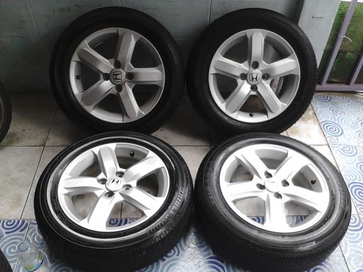 ล้อแม็กเดิมติดรถ HONDA CivicFD16 Odyssey15 FB15 พร้อมยางสวยๆ