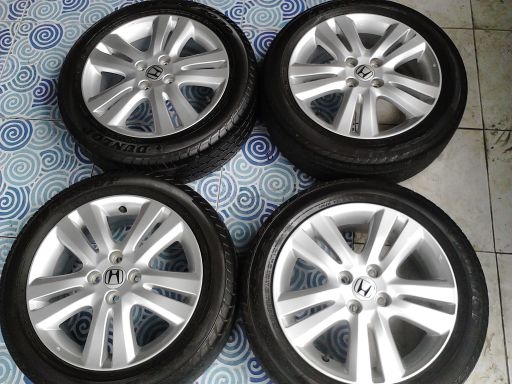 ล้อแม็กเดิมติดรถ HONDA CivicFD16 Odyssey15 FB15 พร้อมยางสวยๆ