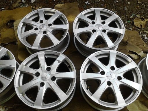 ล้อแม็กเดิมติดรถ HONDA CivicFD16 Odyssey15 FB15 พร้อมยางสวยๆ