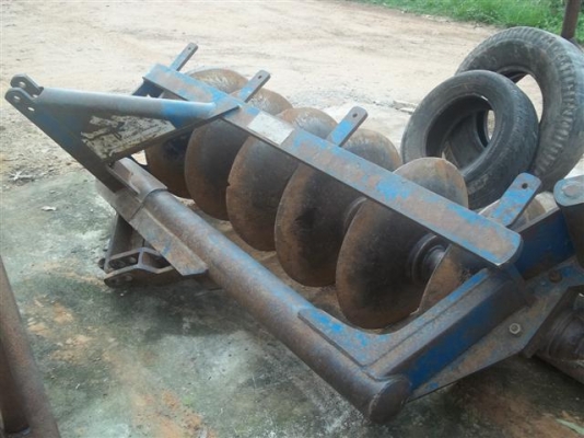 ผาน6TTลำนารายณ์ติดรถไถฟอร์ด