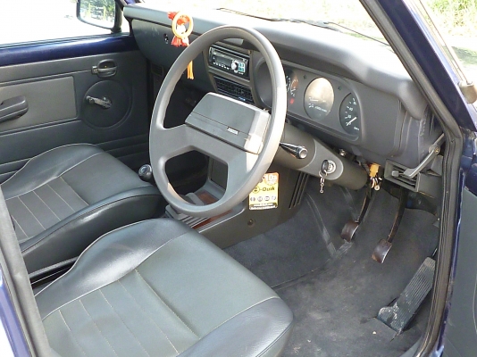 ขายมาสด้า แฟมิเลีย แม๊กซี่แค๊ป ขายมาสด้า แฟมิเลีย แม๊กซี่แค๊ป