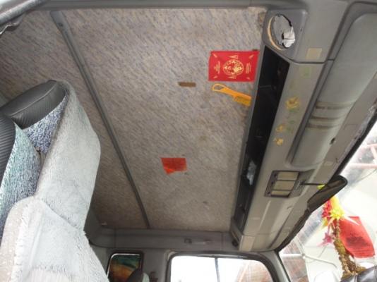 HINO รุ่น FL3H  ยินดีขายเฉพาะหัวคัซซีค่ะ ราคา 780,000 บาทค่ะ