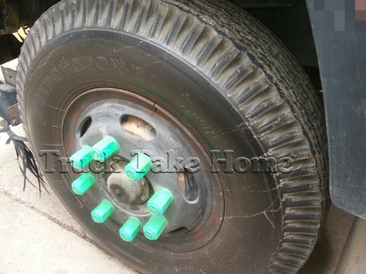 HINO รุ่น FL3H  ยินดีขายเฉพาะหัวคัซซีค่ะ ราคา 780,000 บาทค่ะ