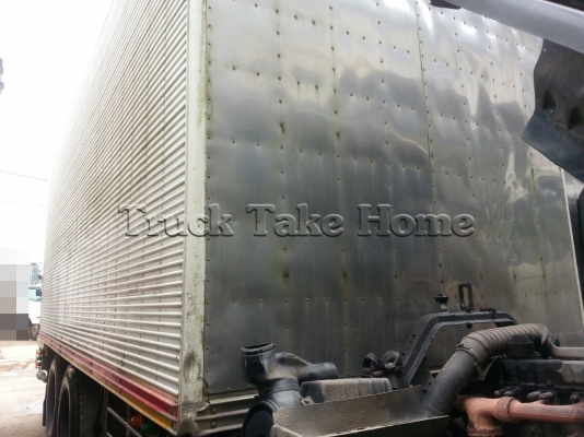 HINO รุ่น FL3H  ยินดีขายเฉพาะหัวคัซซีค่ะ ราคา 780,000 บาทค่ะ