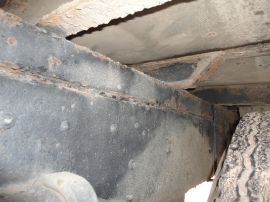 HINO รุ่น FL3H  ยินดีขายเฉพาะหัวคัซซีค่ะ ราคา 780,000 บาทค่ะ