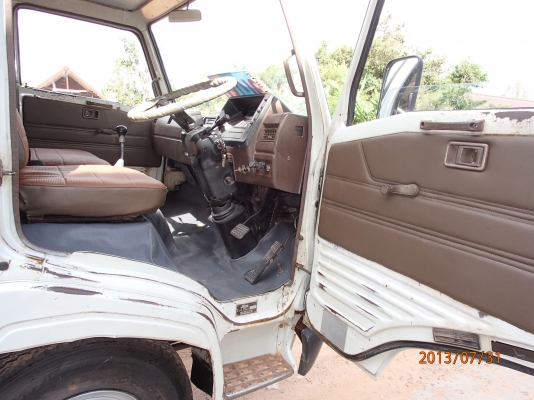 ขาย HINO KM 779 117 แรง ตู้แห้ง 3 บานยาว 5.5 m รถบ้านเดิมมากยังไม่เคยทำสี เครื่อง แคชซี เกียร์ ยาง DDDD ทุกอย่างครับราคาคุยกันได้ (เจ้าของขายเอง) ขาย HINO KM 779 117 แรง ตู้แห้ง 3 บานยาว 5.5 m รถบ้านเดิมมากยังไม่เคยทำสี เครื่อง แคชซี เกียร์ ยาง DDDD ทุกอย่างครับราคาคุยกันได้ (เจ้าของขายเอง)