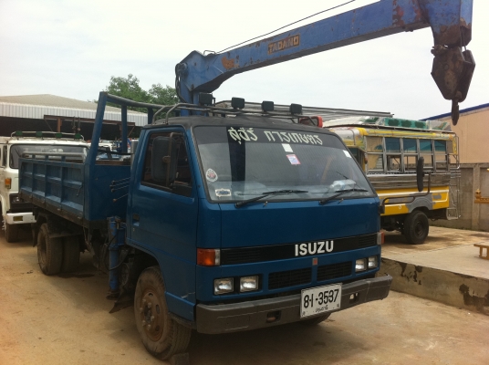 ISUZU NPR ดั้ม-เทรน เครื่อง 115 แรงม้า สภาพสวย คัสซีสวย ทะเบียนพร้อมโอน ราคาต่อรองได้
