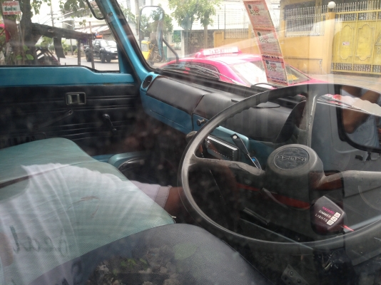 ขาย 6 ล้อ อีซูซุ ปี 20 เครื่อง 100 แรง กระบะ ยาว 4.30 เมตร ขาย 6 ล้อ อีซูซุ ปี 20 เครื่อง 100 แรง กระบะ ยาว 4.30 เมตร