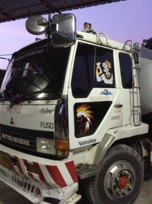 ขายหัวรถ MITSUBISHI FUSO 517