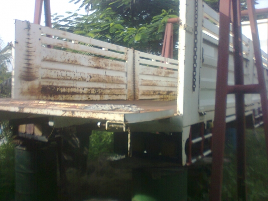 ขายกระบะสิบล้อ