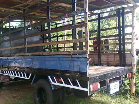 ISUZU NPR เครื่อง 4BE1-110แรงม้า มีภาพวีดีโอ เครื่องดี แน่น แห้ง ขับดี เกียร์ยาว น๊อตล้อ 6 ตัวหน้า-ห