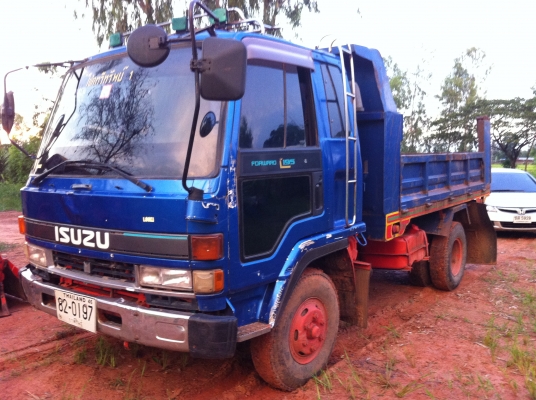 ขาย ISUZU 195Hpดั้มสวยสภาพพร้อมใช้งาน ราคาถูก